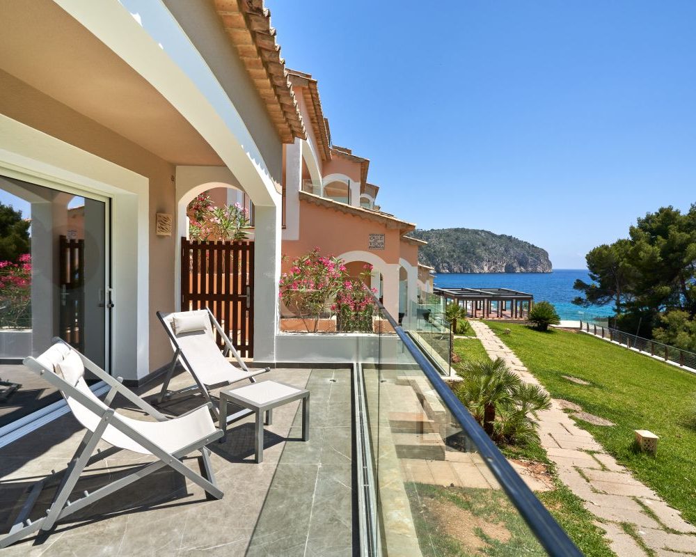 Garden-suite-bahia-suites-camp-de-mar-mallorca